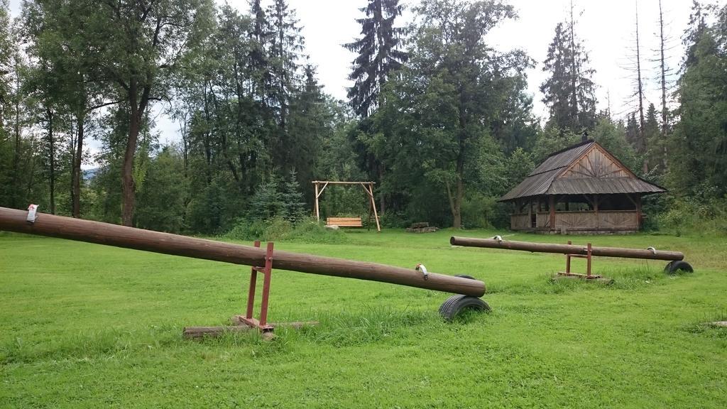 Gospodarstwo Agroturystyczne Bustrycki Poronin Luaran gambar